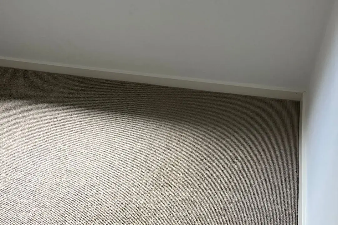 Bedroom carpet after cleaning in North Geelong